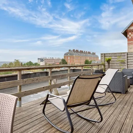 Le Leon Gambetta Avec Terrasse Vue Dieppe