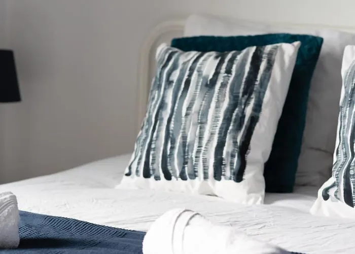 Le Leon Gambetta Avec Terrasse Vue *