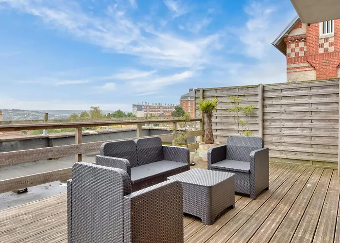 Le Leon Gambetta Avec Terrasse Vue