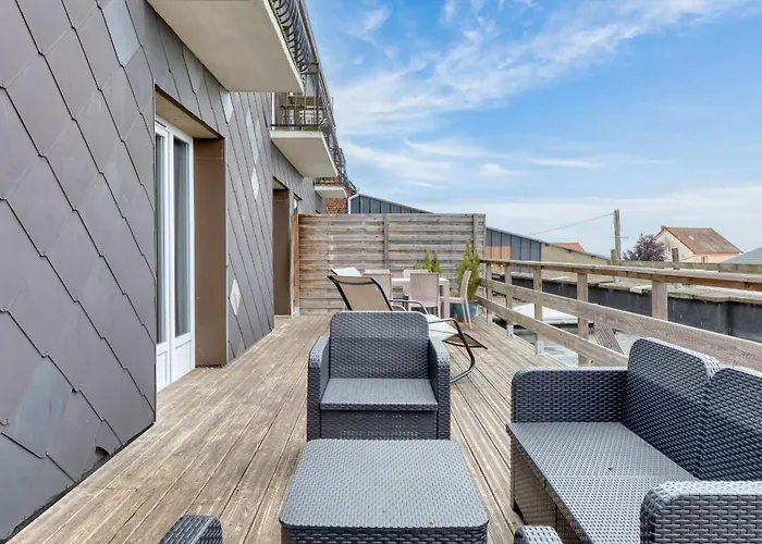 Le Leon Gambetta Avec Terrasse Vue *